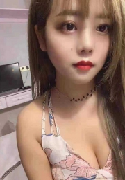 白云温柔体贴-诗诗