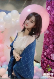 白云气质小仙女-双双