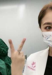 高大上超值美容师乐乐