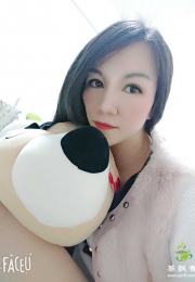 龙岗长发艳丽女生-丫头