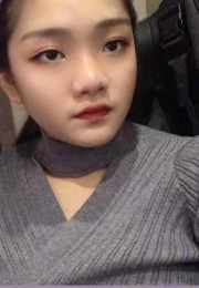 白云皮肤超级白嫩-小雨