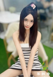 天河舌吻小美女布丁奶茶