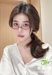 可欲可甜，大长腿气质型