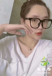 白云可爱小兔兔