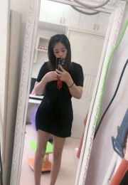 白云乖巧听话-潇潇